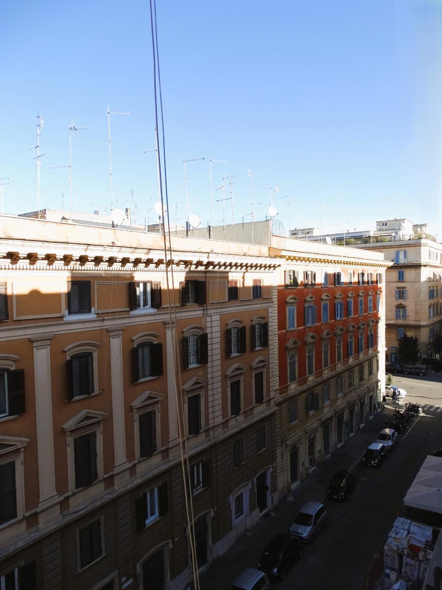 Appartement Domus Dino à Rome Extérieur photo